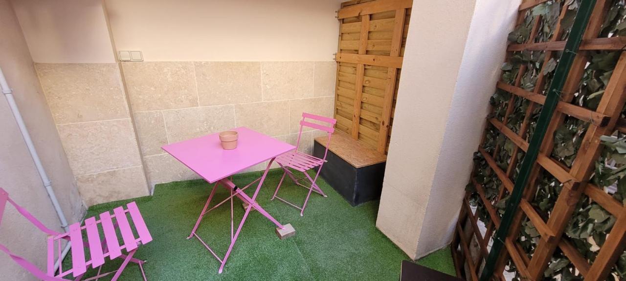 Charming Studio In The Heart Of أفينيون المظهر الخارجي الصورة